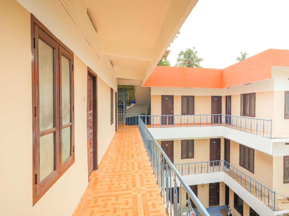 Oyo New Mubarak Tourist Home Panmana Exterior foto